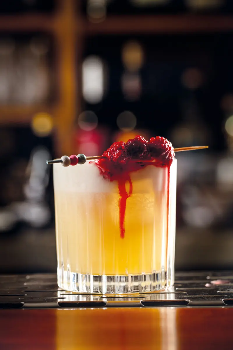 Alexis Geiss, de Sauvage, preparó 5 recetas de cocteles para fin de año