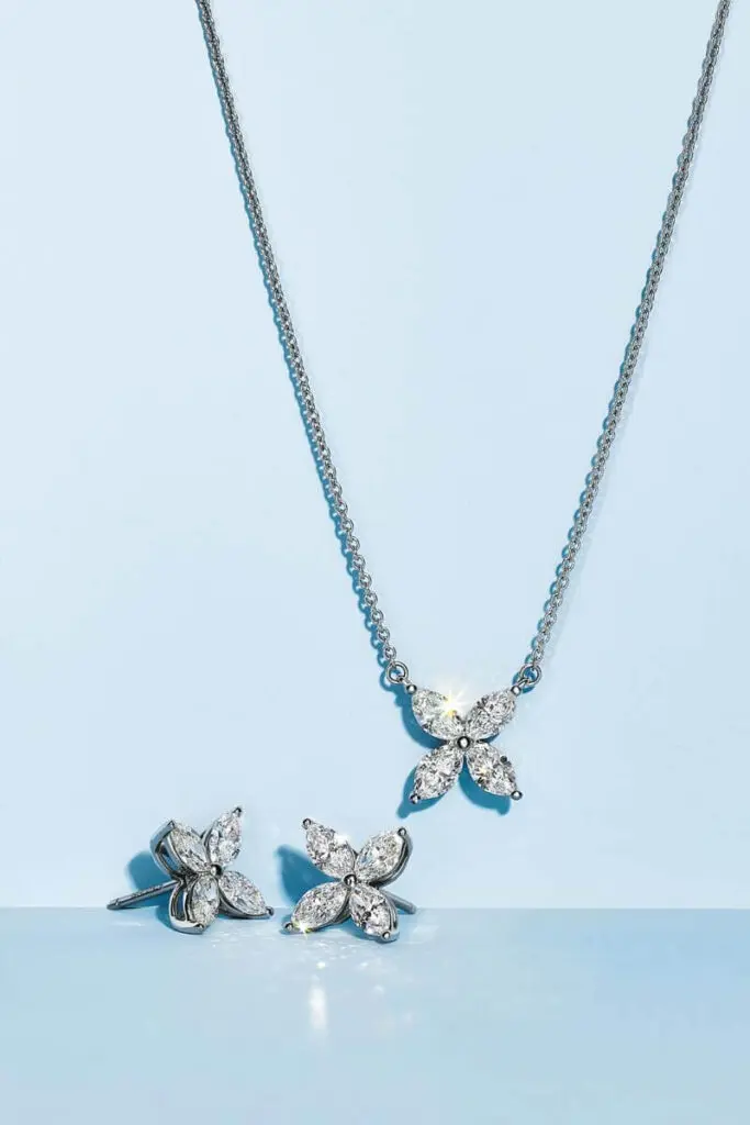 Collar, alta joyería