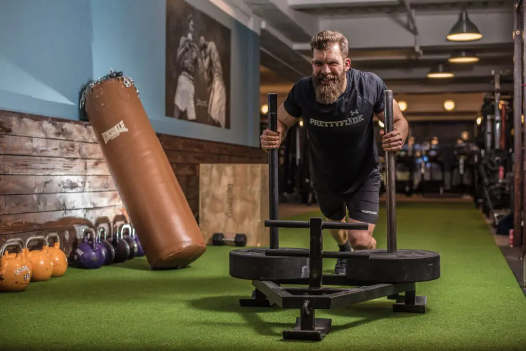 Crossfit, una nueva forma de entrenamiento físico Crossfit, una nueva forma de entrenamiento físico