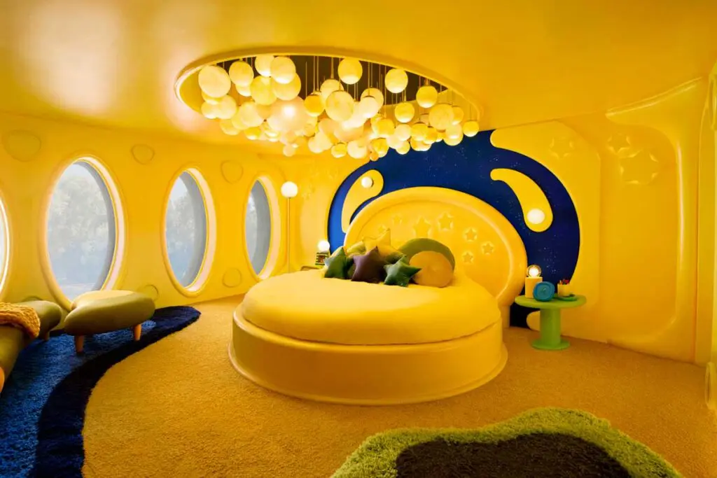 Galería: Así es el Cuartel General de Intensa-Mente 2 que puede reservar en Airbnb Cuartel General