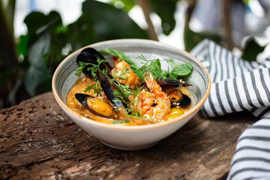 Fiesta vietnamita: cuatro recetas para preparar en casa Curry rojo mariscos