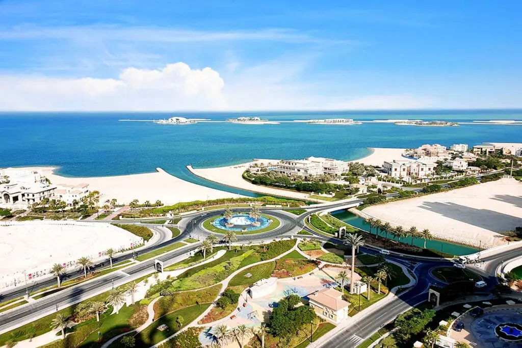 Guía sobre todo lo que debe saber de alojamiento, comida y mucho más en doha, qatar