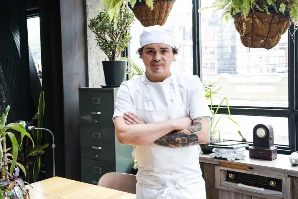 Álvaro clavijo es uno de los mejores chefs de colombia.