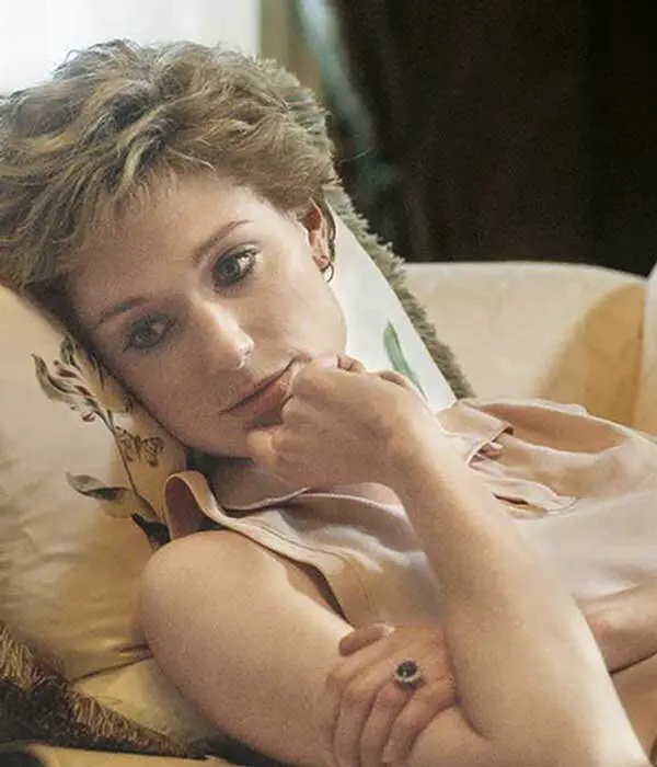 ELIZABETH DEBICKI The Crown