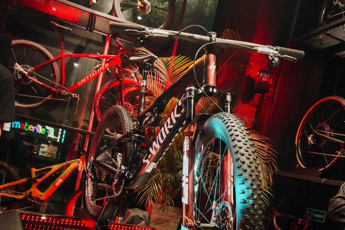 Epic 8, bicicleta de montaña