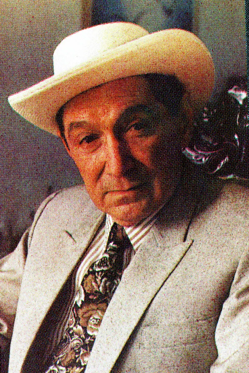 "Levanto una oración de paz por toda mi Colombia", Rafael Escalona "Levanto una oración de paz por toda mi Colombia", Rafael Escalona