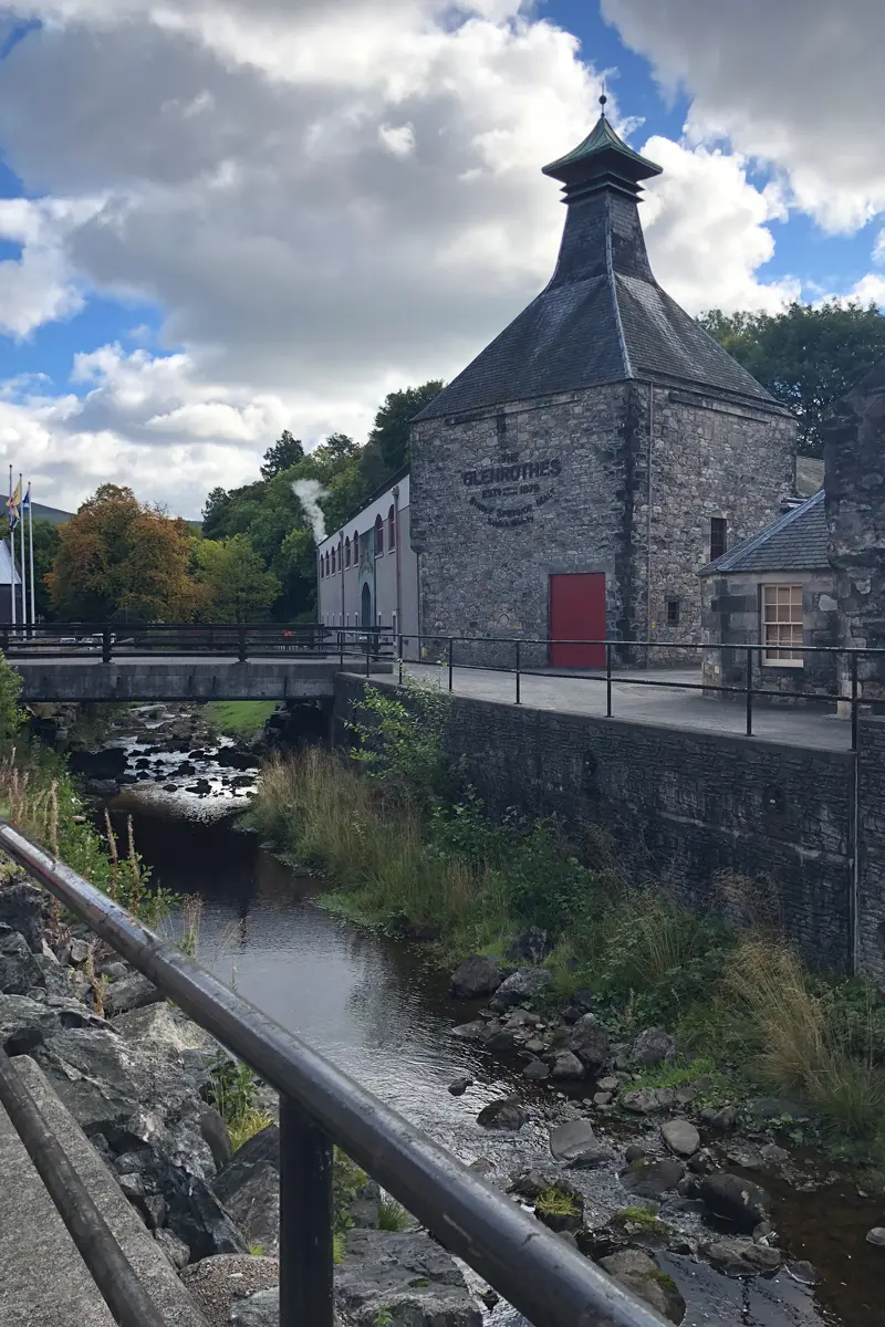 Recorrido por el fascinante mundo del whisky escocés de malta