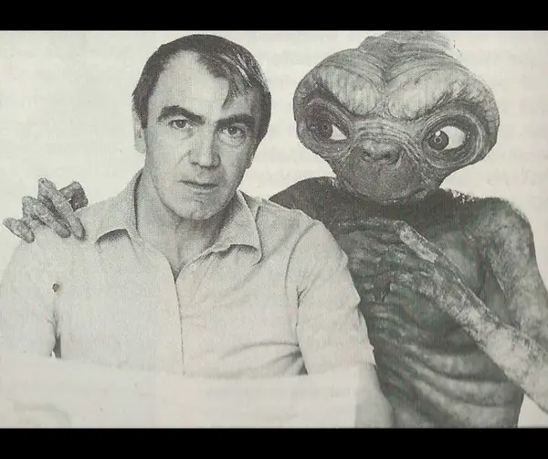 Es hora de volver a ver E.T. El Extraterrestre et2_600x502