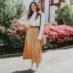 Consejos para llevar la falda plisada, una prenda que debería tener en su armario