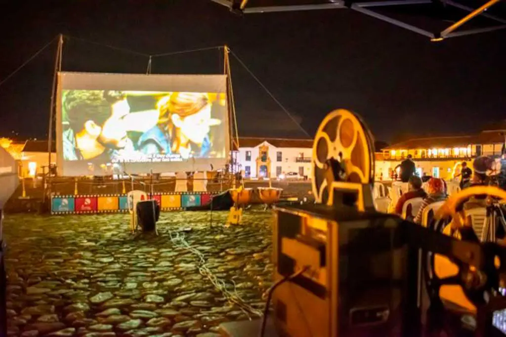 Llanto maldito, villa del cine, facebook