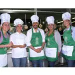 De izquierda a derecha: Lina Stella, Inés Gaviria, Catalina Alba, Jorge Enrique Bedoya, Jens Mesa Dishington, Camila Cruz. Abajo: María Ximena Quinilla