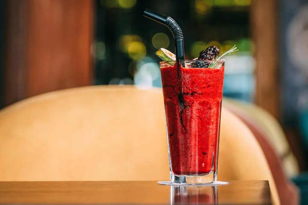 jugo de frutos rojos