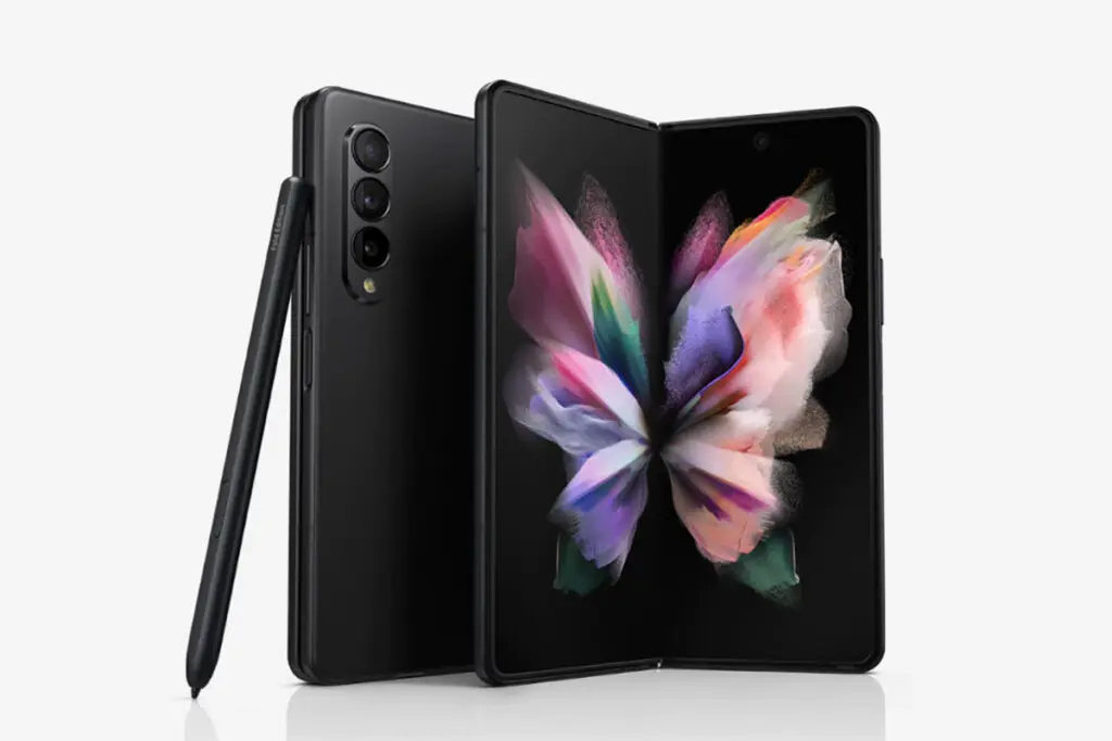 Celulares históricos: primero con pantalla plegable