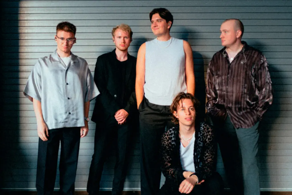 Giant rooks: “cantar sobre salud mental es casi tan importante como cantarle al amor” Giant rooks