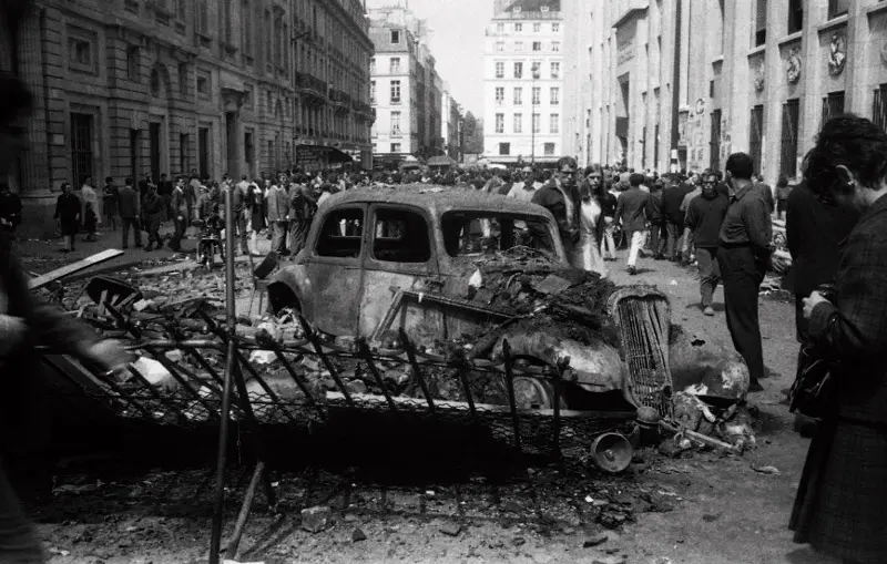 Una exposición para vivir mayo del 68