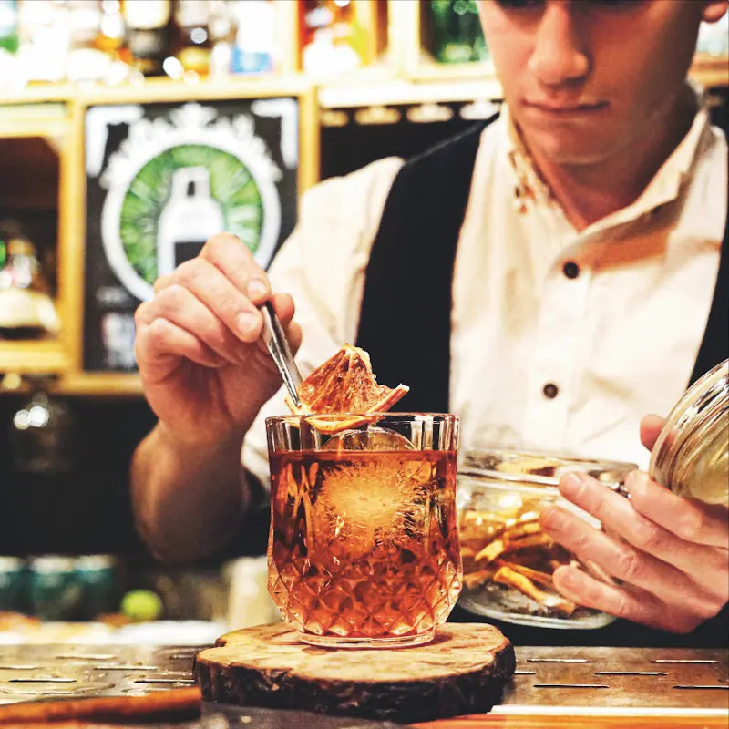 7 restaurantes y un bar para disfrutar de la gastronomía en casa Restaurantes