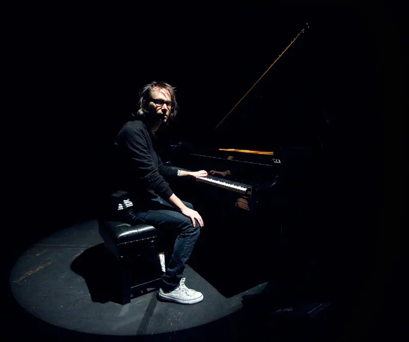 James rhodes, del manicomio a una sala de conciertos