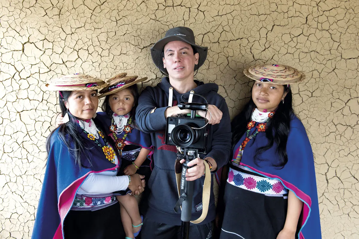 John quintero: "crear conciencia es parte de mi trabajo como fotógrafo"