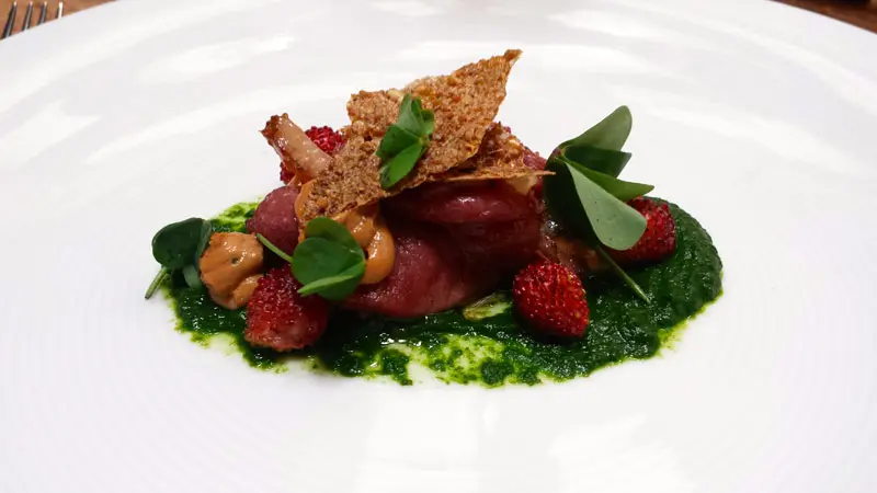 Juan Arbeláez: “Mi suerte fue aprender quemándome, cortándome y cocinando”