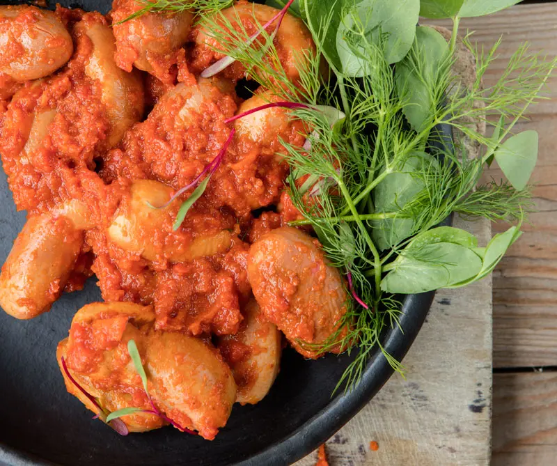 Legumbres con un toque balcánico e hindú