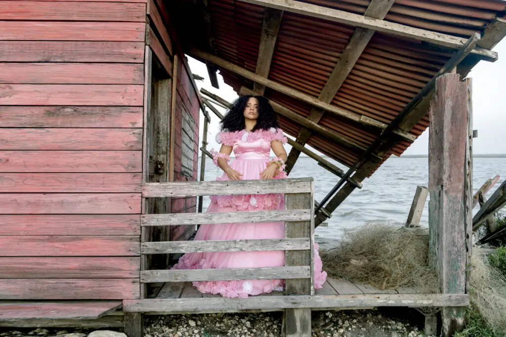Las 5 canciones favoritas de la cantante lido pimienta Antiphon