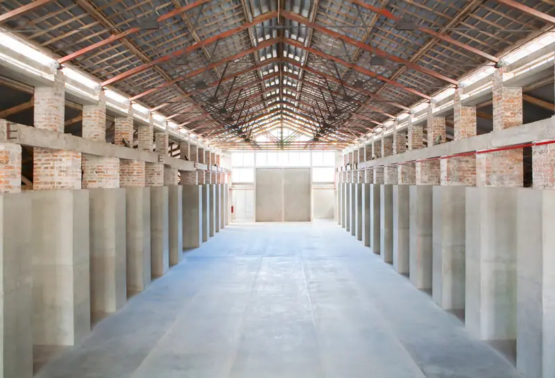 Cuatro décadas de arte moderno en Medellín Cuatro décadas de arte moderno en Medellín