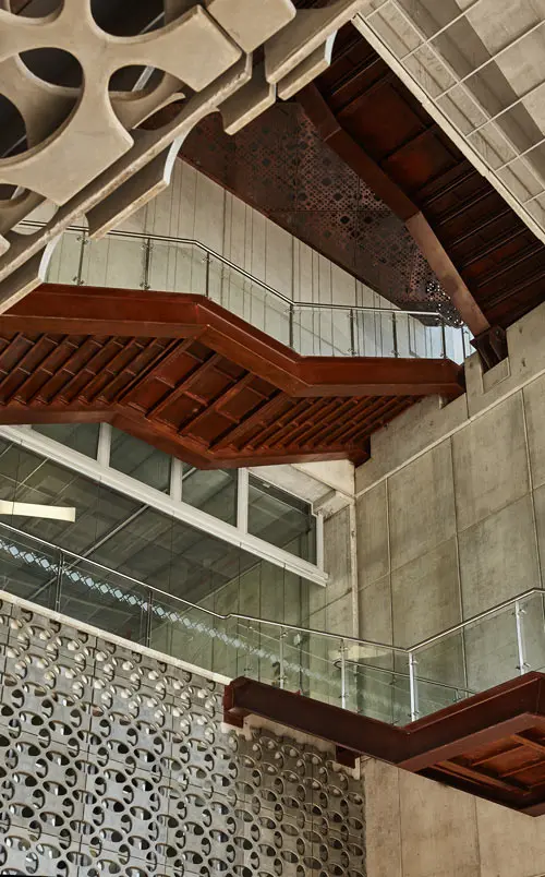 Cuatro décadas de arte moderno en Medellín Cuatro décadas de arte moderno en Medellín