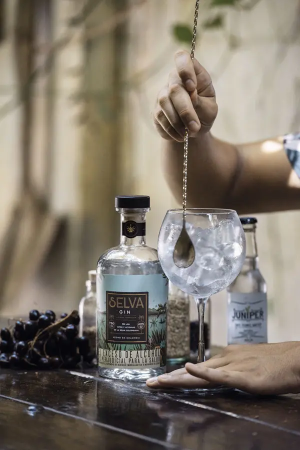 Agua tónica, un amargo camino de dichas Aguas tónicas