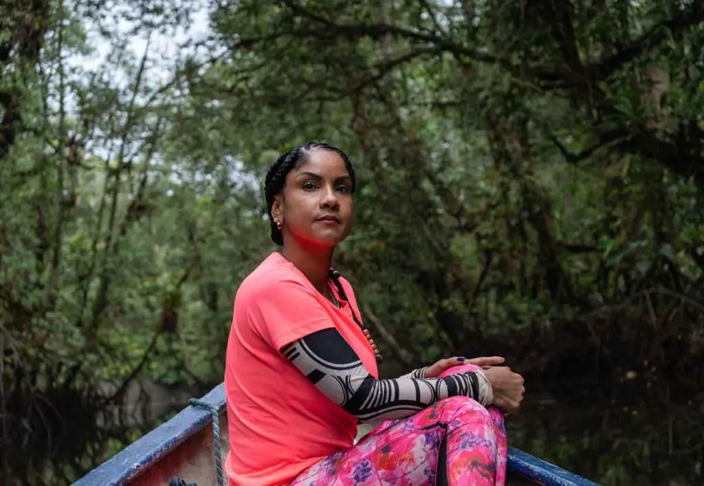 Descubra juanchaco: ballenas, manglares y la lluvia incesante del pacífico colombiano