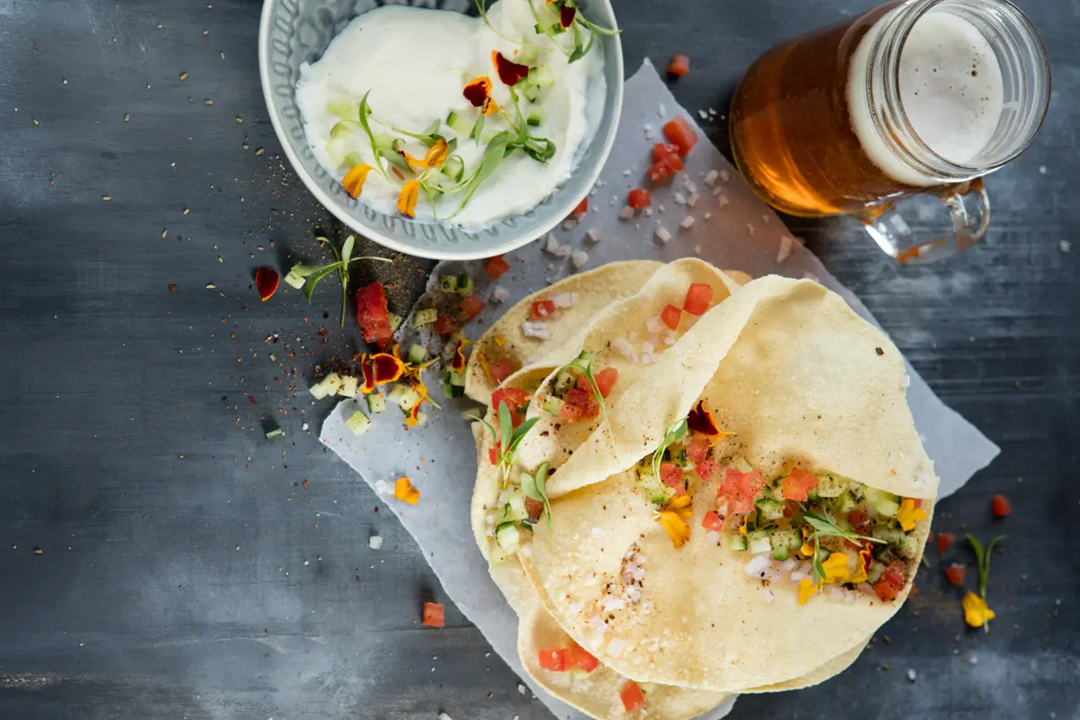 Cuatro recetas de comida india para hacer en casa Masala_poppadom_1200x800
