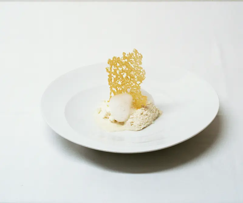 ¿quién es massimo bottura, el chef del "mejor restaurante del mundo"? Plato parmegiano reggiano de massimo bottura