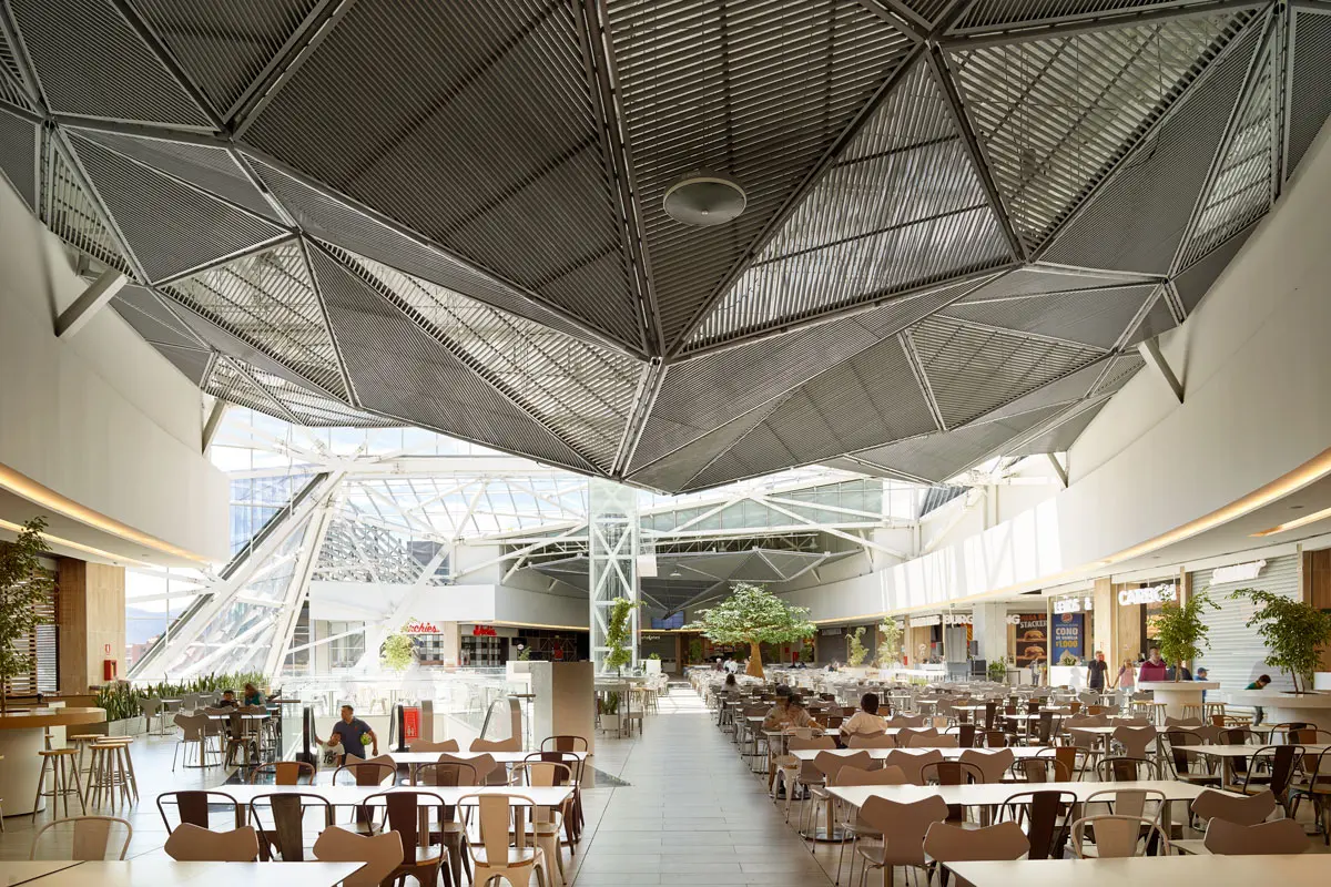 Estas son las novedades de parque la colina centro comercial