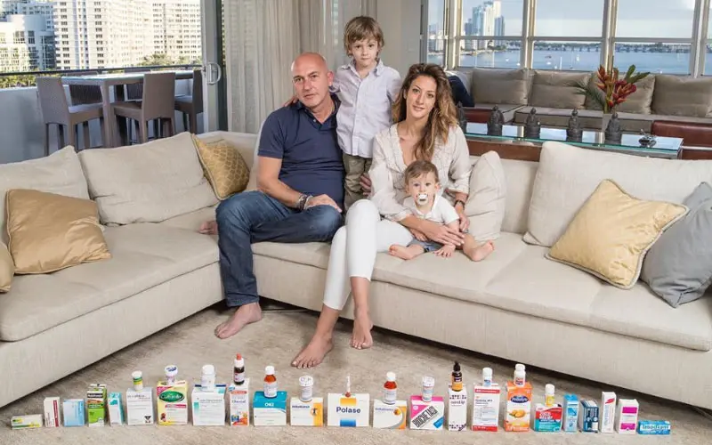 Happy Pills: “La felicidad está en comprar medicamentos que no necesitamos”