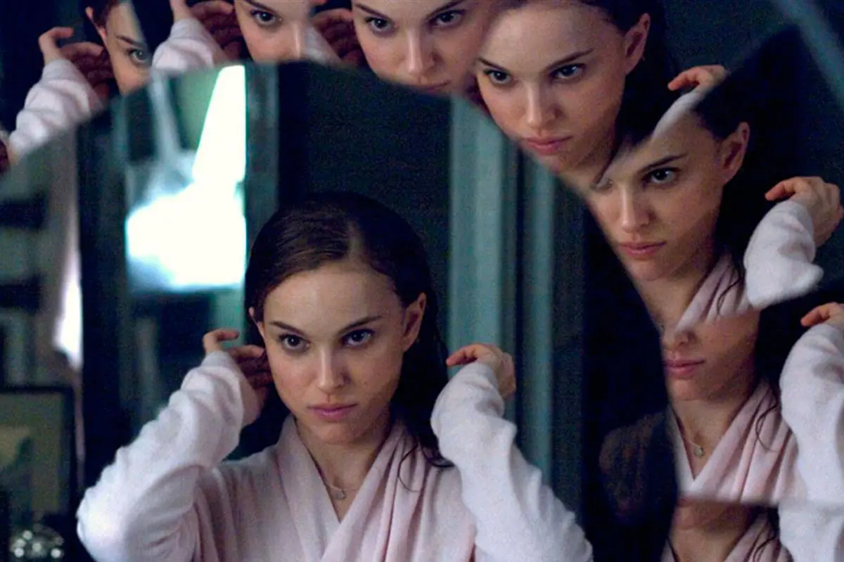 mirarse al espejo, Facebook