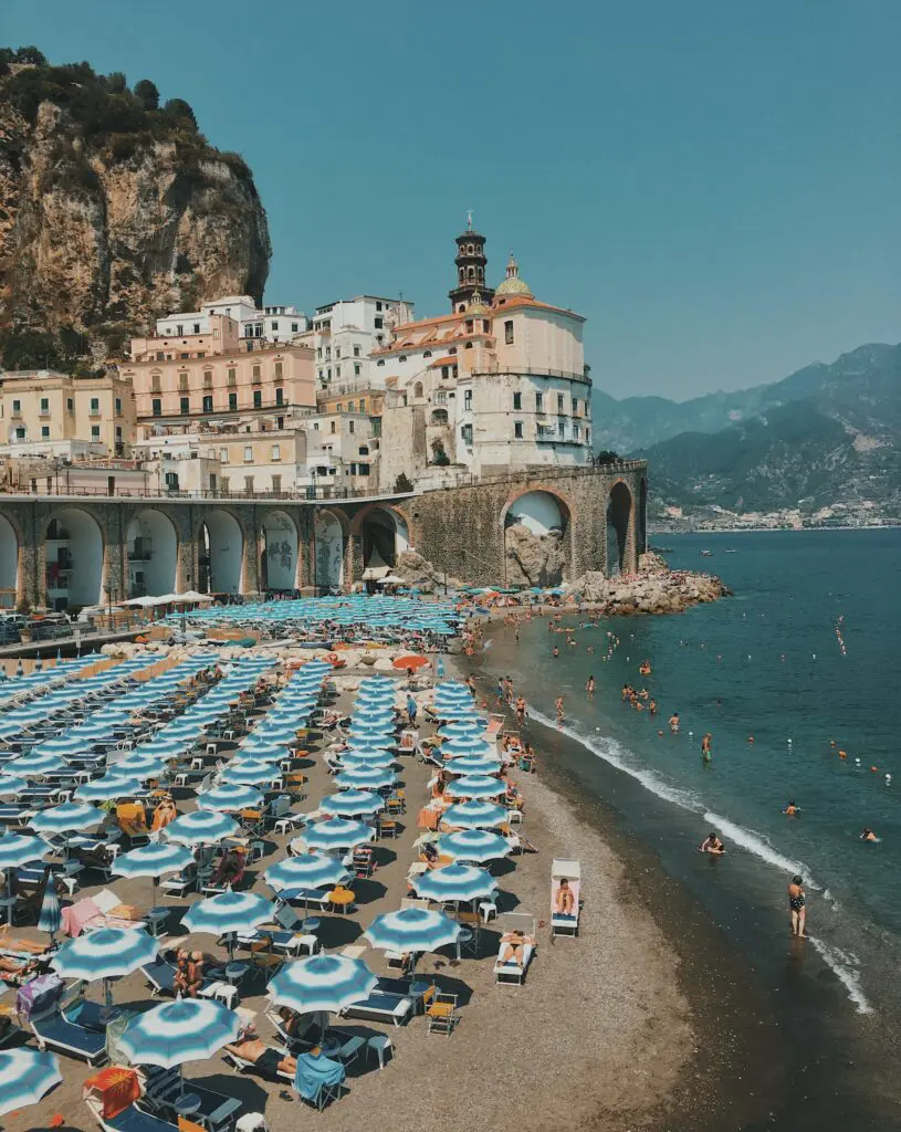 Los destinos que merecen un descanso de turistas en 2024 Los destinos que merecen un descanso de turistas en 2024