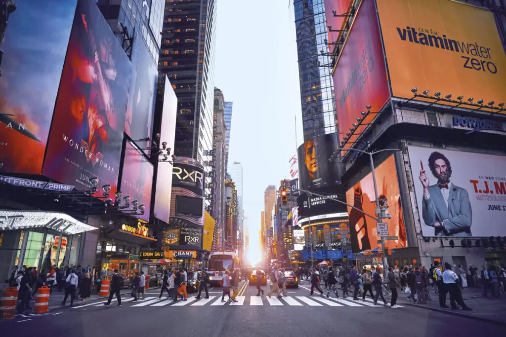 Cinco lugares para darle la bienvenida al 2022 Time square