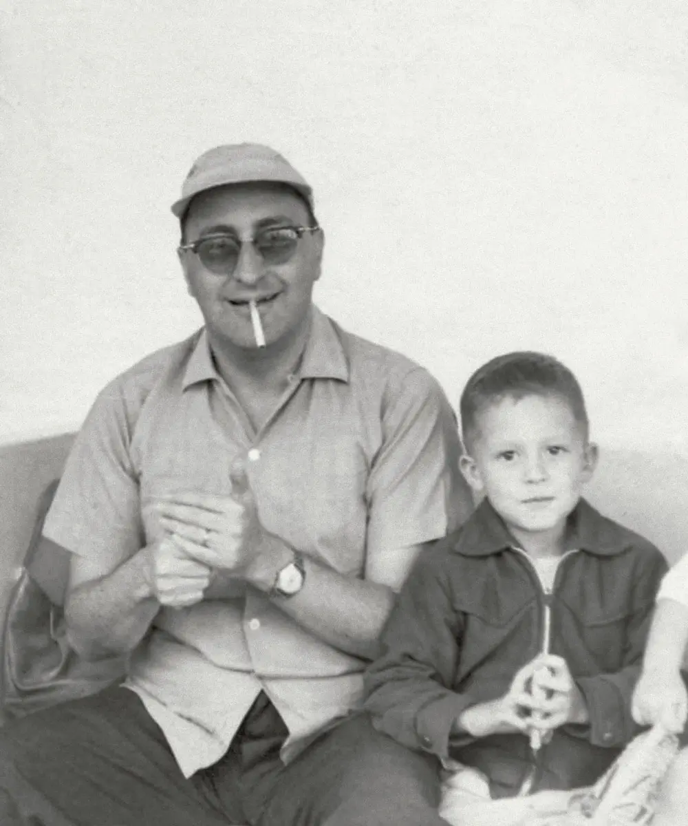 "Solo un abuelo sentimental en vida consigue ser amoroso después de muerto", Héctor Abad Faciolince