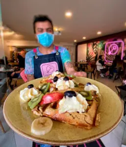 Carlos casadiego: de gran ejecutivo a chef pastelero en paramarte