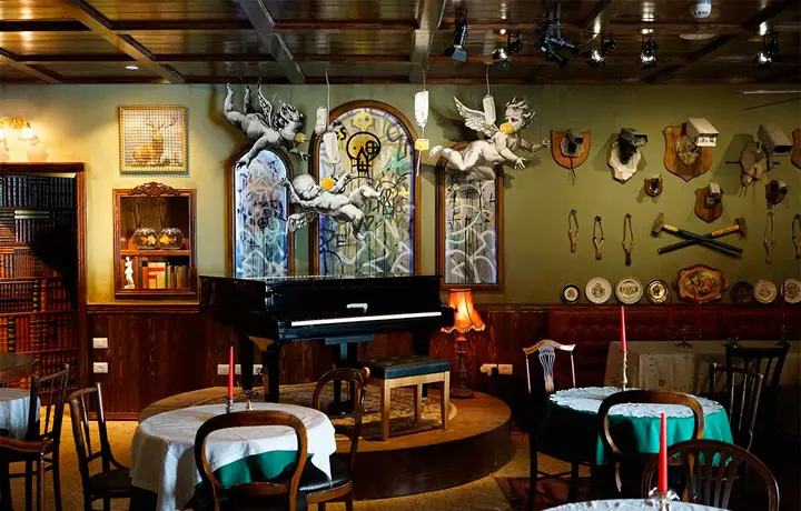 Conozca el hotel diseñado por Banksy en la Franja de Gaza