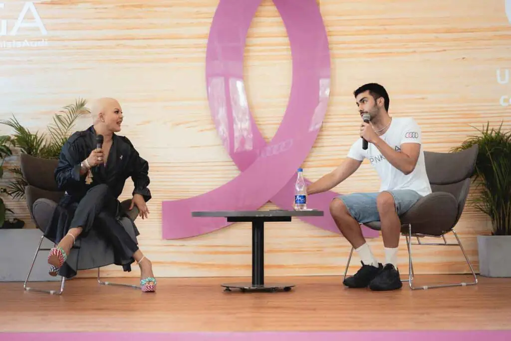 Pink yoga recaudó más de 30 millones para la prevención del cáncer de mama