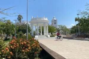 De ciénaga a aracataca: la ruta mágica por el macondo de gabo