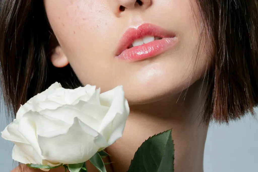 Recetas con pétalos de rosa para conservar la belleza natural de la piel Recetas con pétalos de rosas