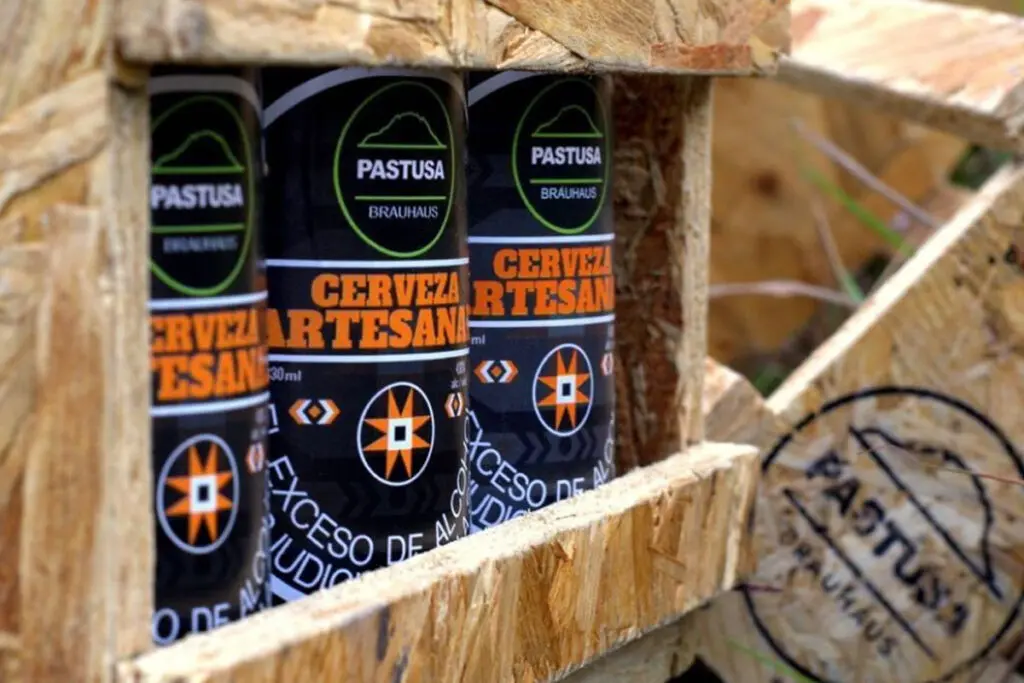 Pastusa brauhaus, la cerveza artesanal hecha con agua de la falda del volcán galeras Pastusa cerveza, facebook