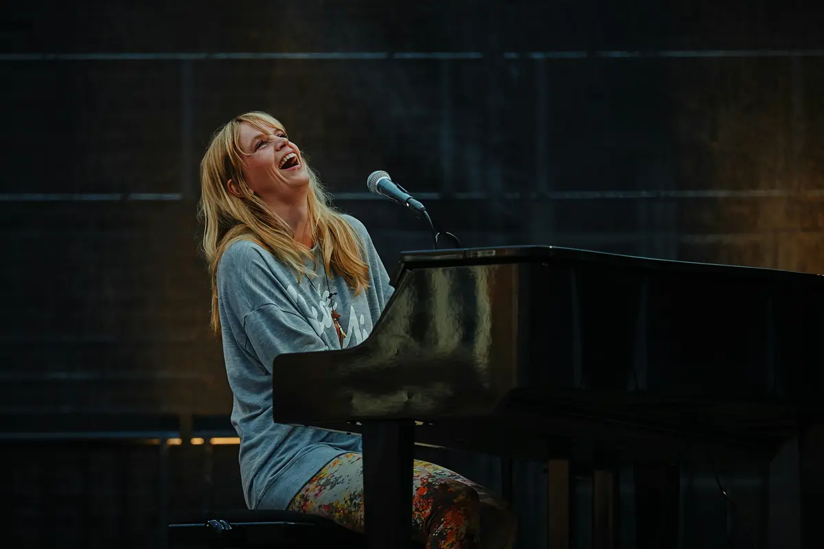 la canción más feliz del mundo