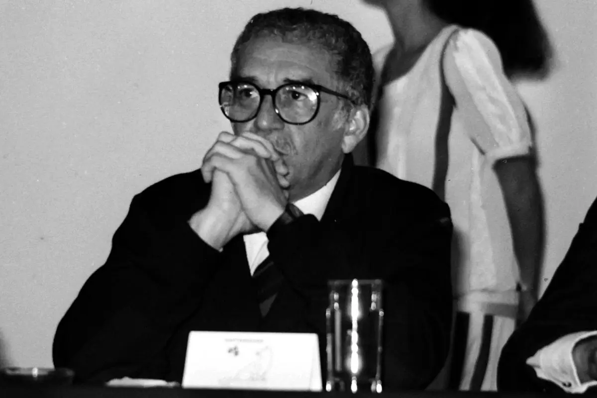 García Márquez enseña, Facebook