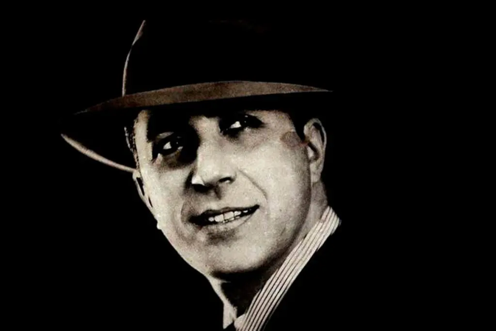 Así fue la vida de carlos gardel y sus canciones Carlos gardel