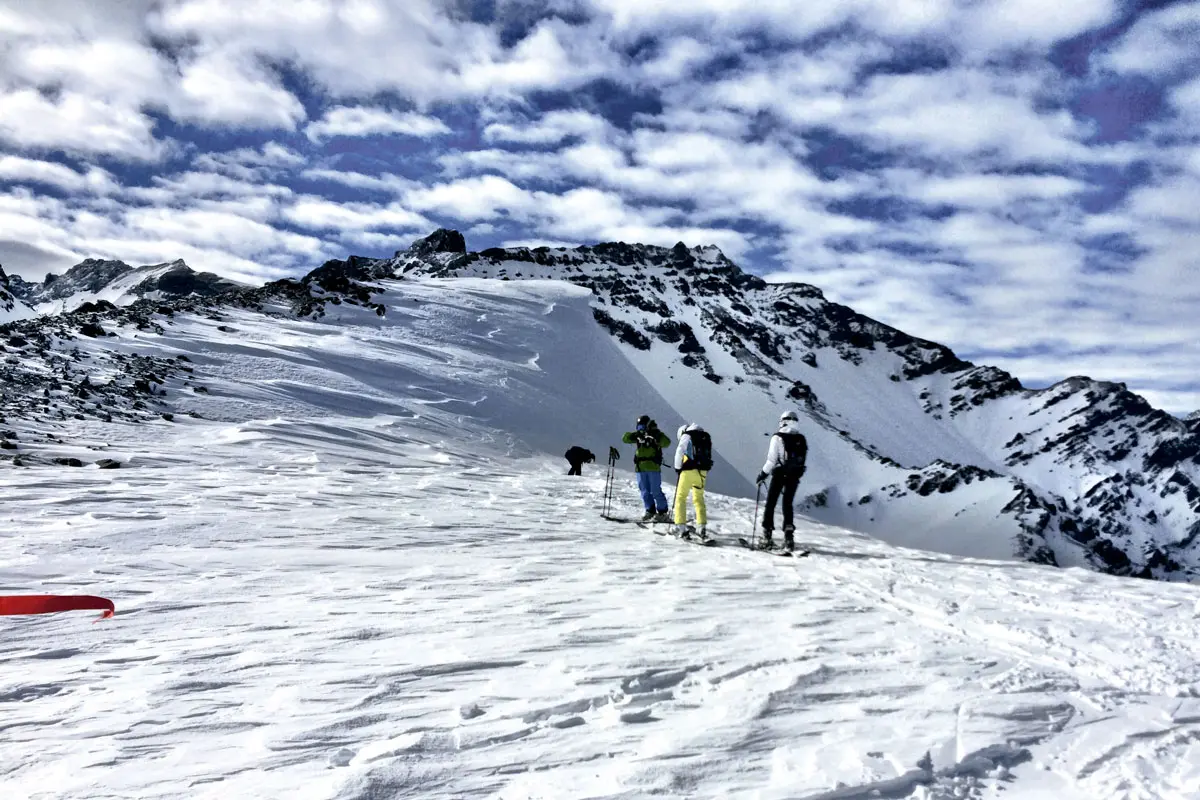 ¿en dónde practicar heliski en el mundo? Recomendaciones de un experto
