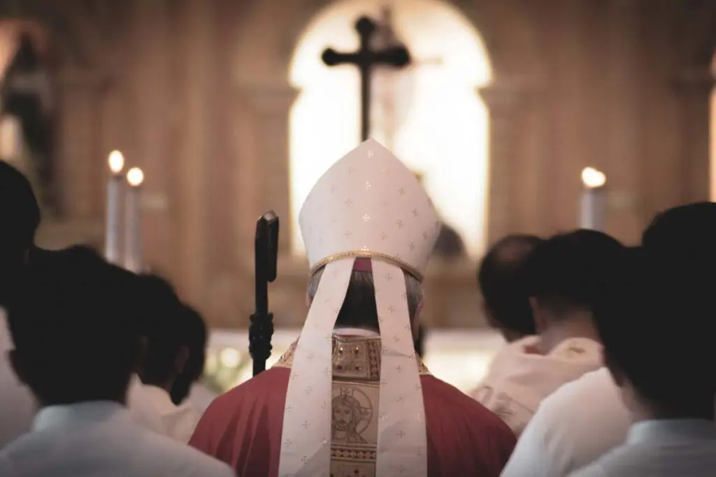 ¿debe la religión influir en las decisiones del estado? Estado