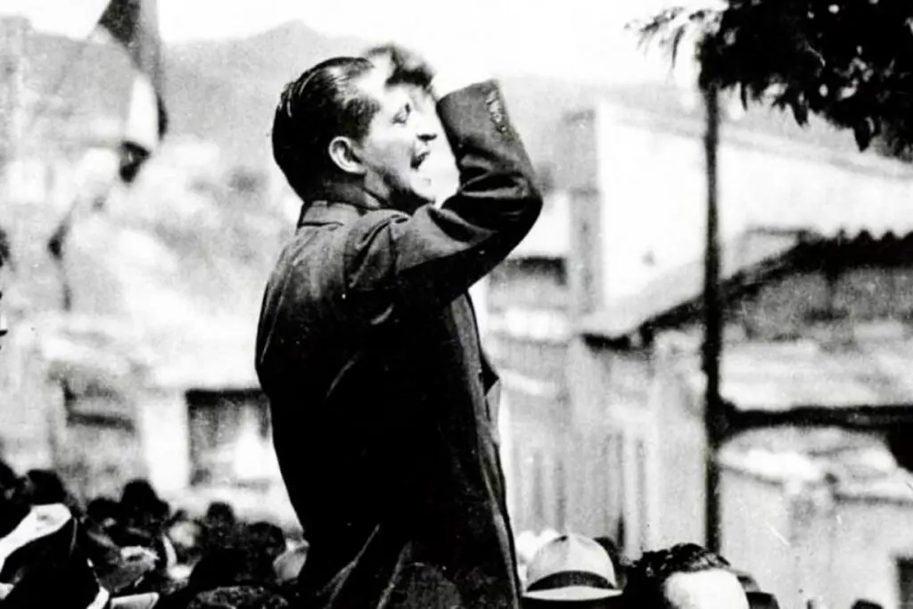 ¿por qué jorge eliécer gaitán es uno de los personajes más controvertidos de colombia? Gaitán