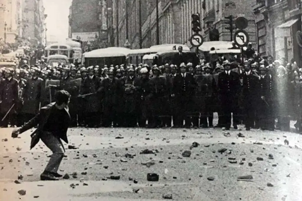 1968